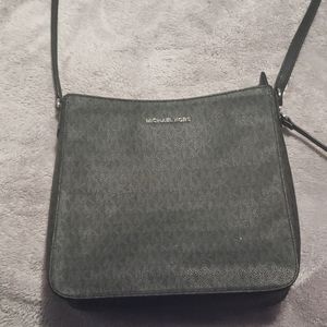Michael Kors Crossbody Bag